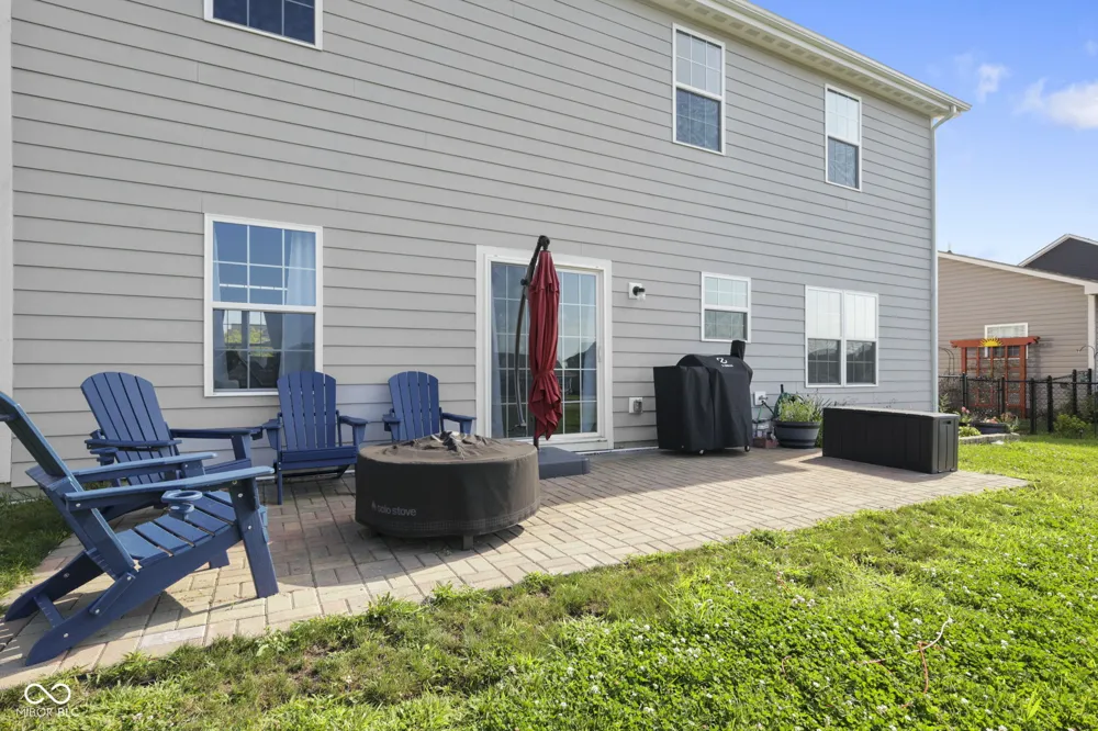 2422 Montezuma Express Drive Greenfield, IN 46140