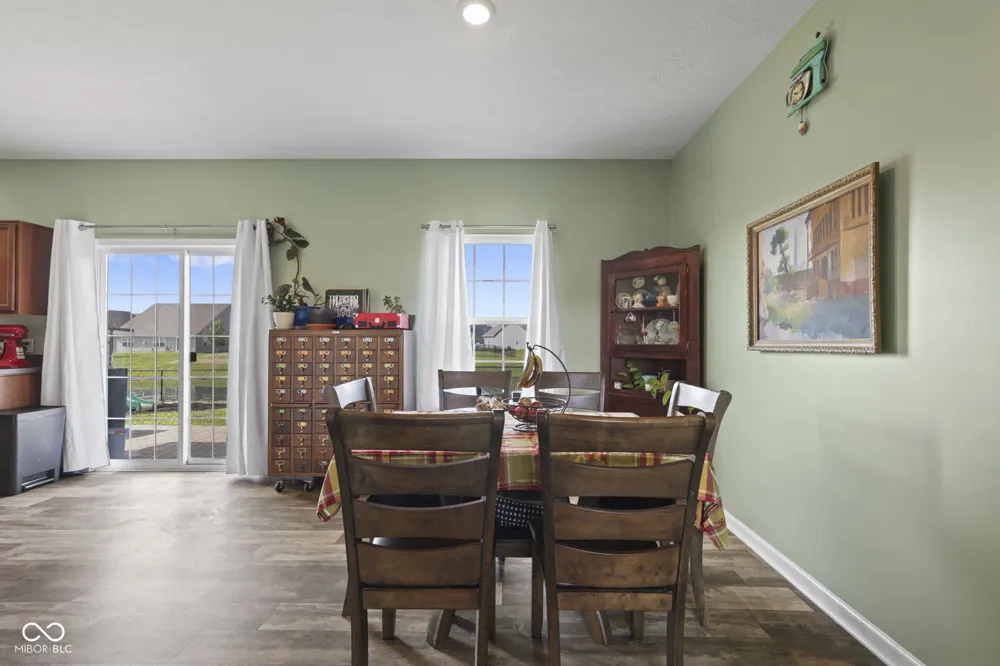 2422 Montezuma Express Drive Greenfield, IN 46140