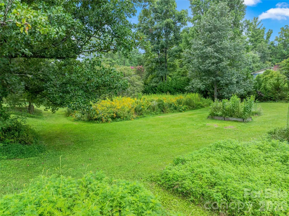 117 Woods View Trail Fairview, NC 28730