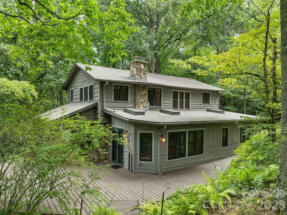 117 Woods View Trail Fairview, NC 28730