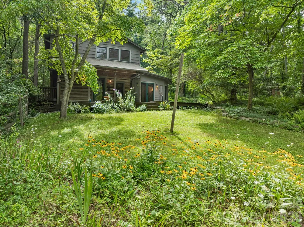 117 Woods View Trail Fairview, NC 28730