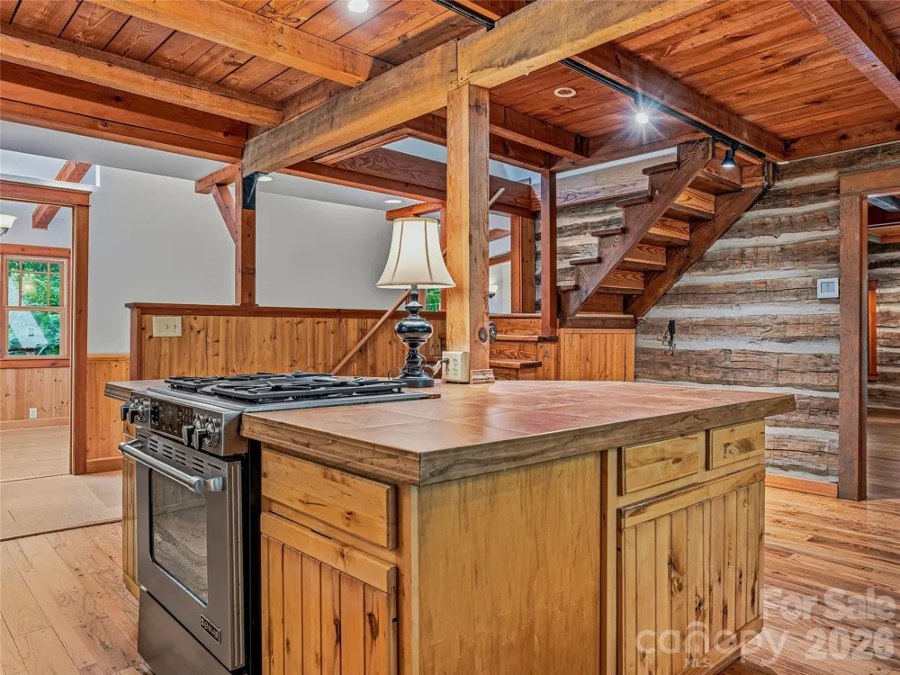 117 Woods View Trail Fairview, NC 28730