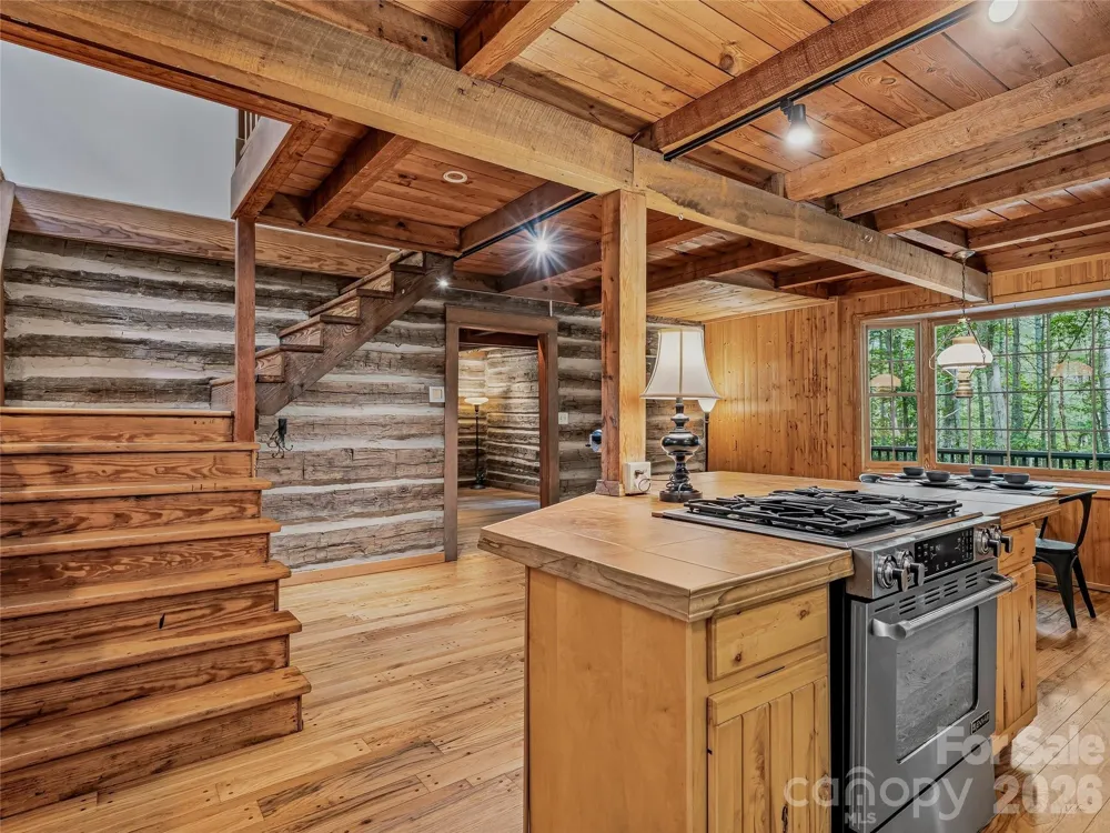 117 Woods View Trail Fairview, NC 28730