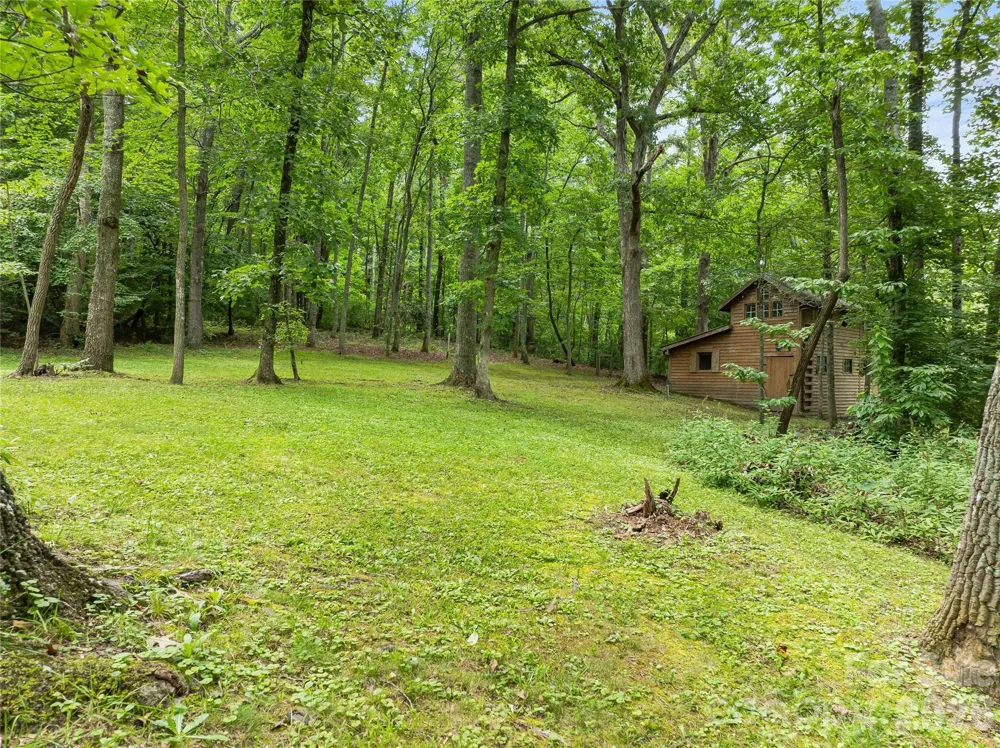 117 Woods View Trail Fairview, NC 28730