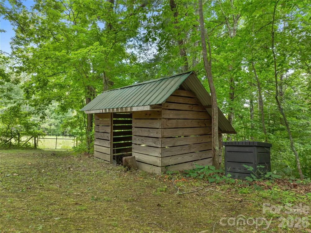 117 Woods View Trail Fairview, NC 28730
