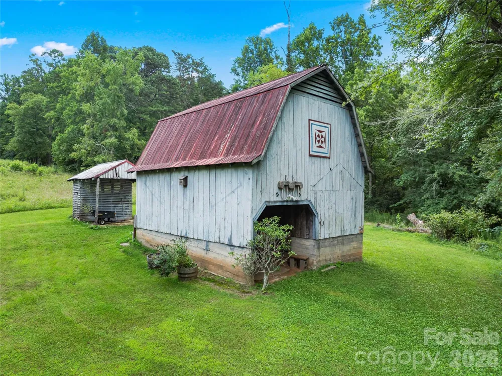117 Woods View Trail Fairview, NC 28730