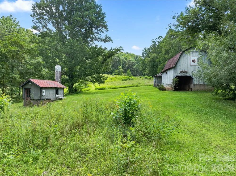 117 Woods View Trail Fairview, NC 28730