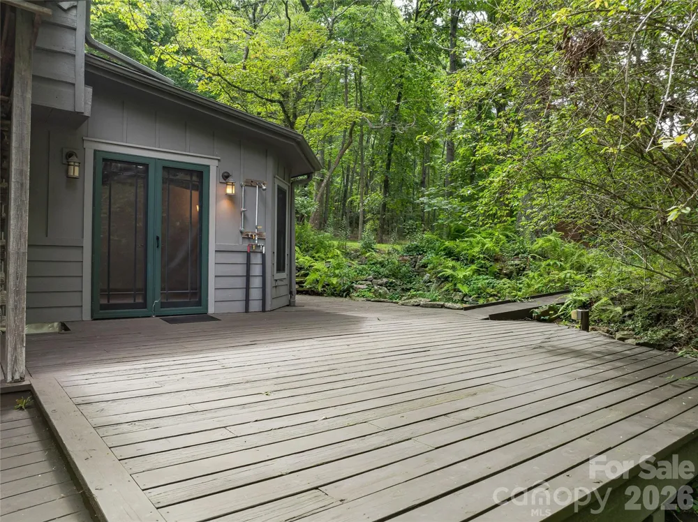 117 Woods View Trail Fairview, NC 28730