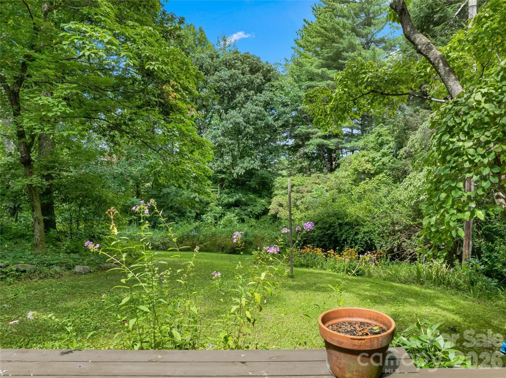 117 Woods View Trail Fairview, NC 28730