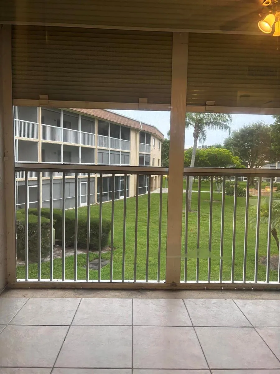 400 Village Green Circle W #202 Palm Springs, FL 33461