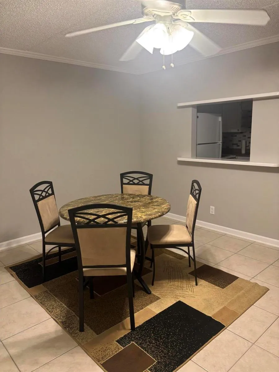 400 Village Green Circle W #202 Palm Springs, FL 33461
