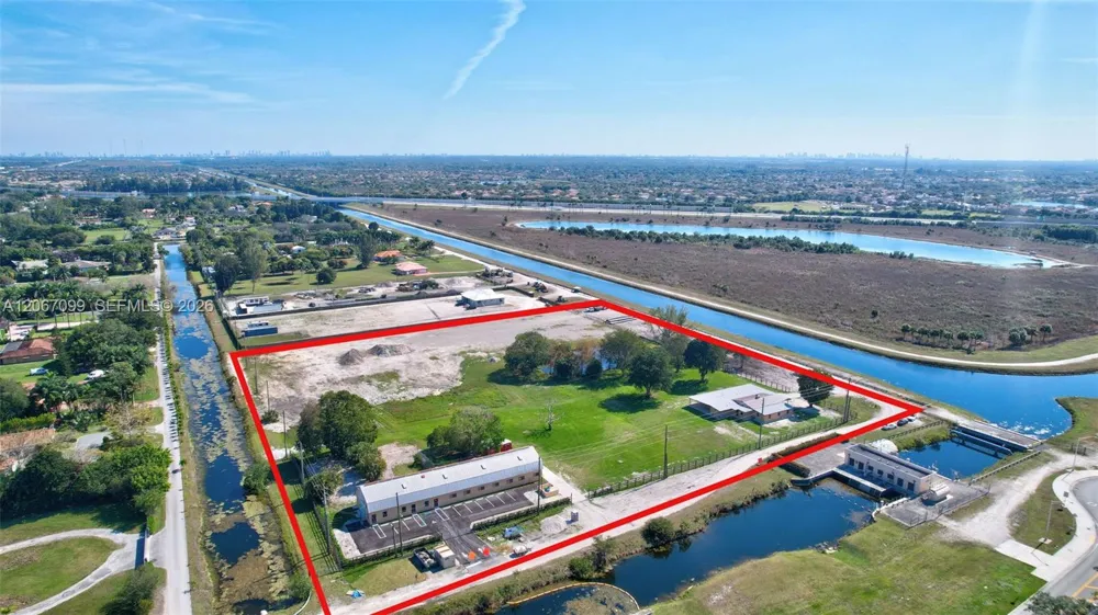 48 Sw Ct Miramar, FL 33027