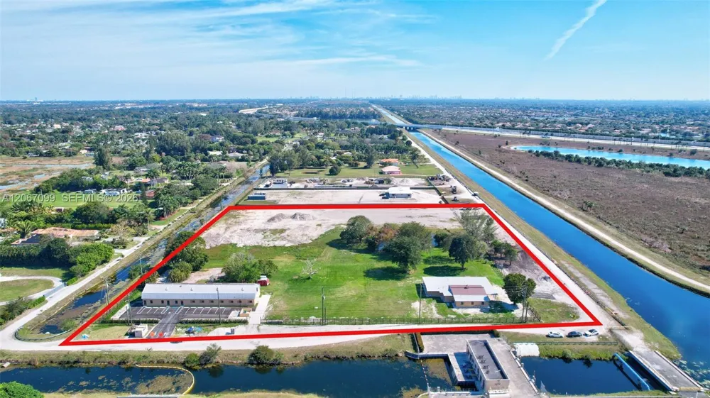 48 Sw Ct Miramar, FL 33027