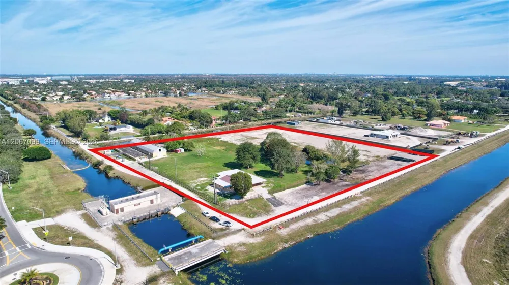 48 Sw Ct Miramar, FL 33027