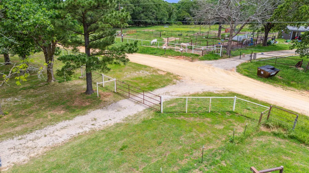 11029 NS 367 ROAD Wewoka, OK 74884