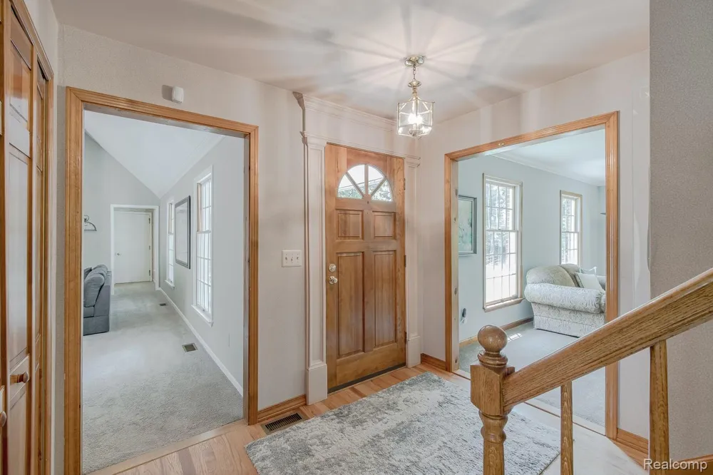 2411 Farmbrook Trail Addison Township, MI 48370