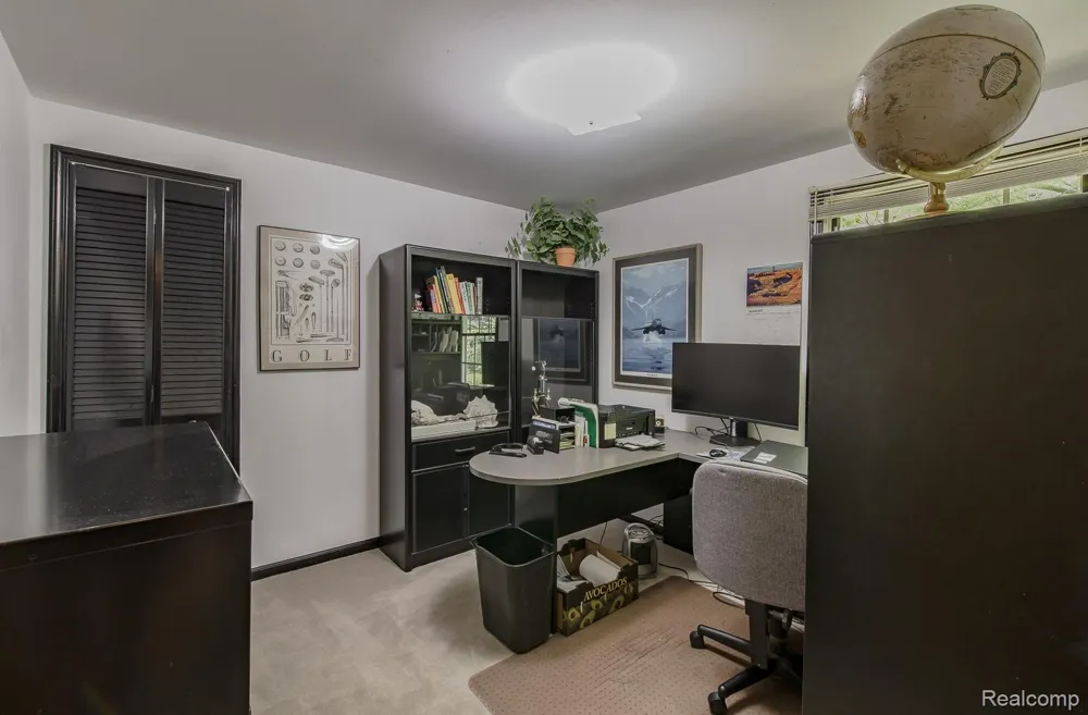 2411 Farmbrook Trail Addison Township, MI 48370