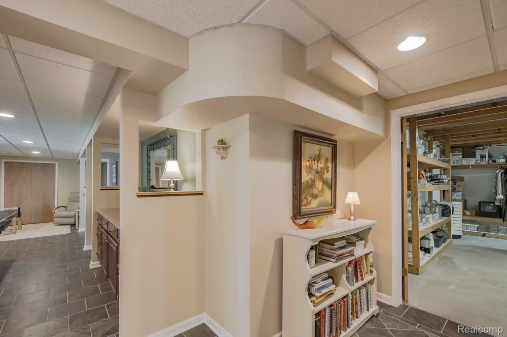 2411 Farmbrook Trail Addison Township, MI 48370