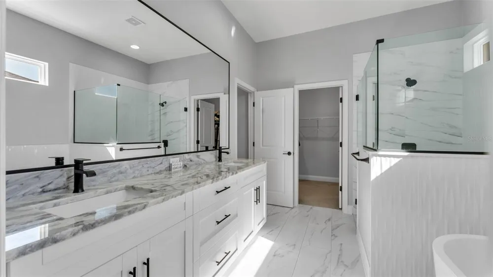 7013 BENTRIDGE DRIVE Lakeland, FL 33813