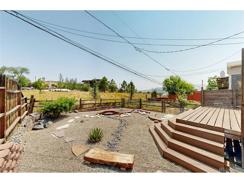 1616 Secrest Street Golden, CO 80401