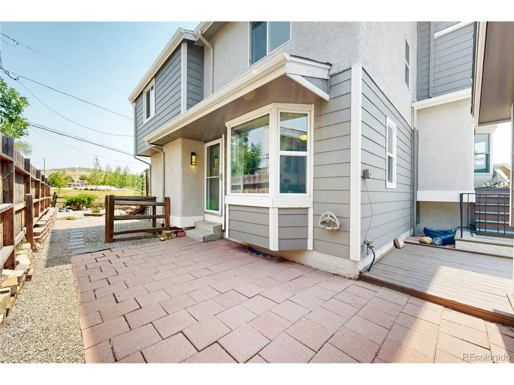 1616 Secrest Street Golden, CO 80401
