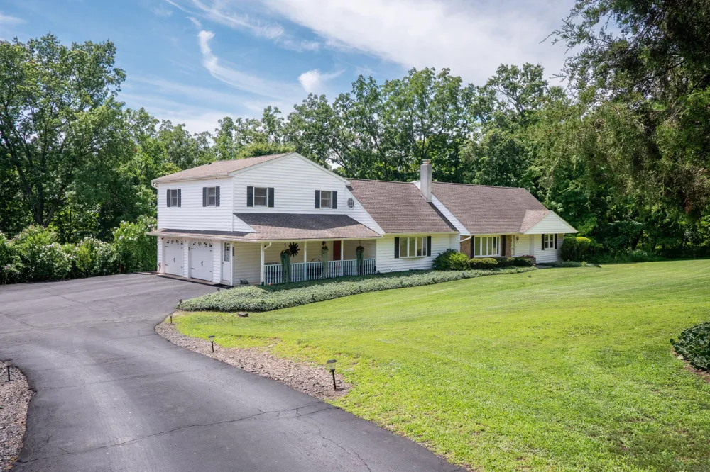 630 WILSON LANE Sellersville, PA 18960