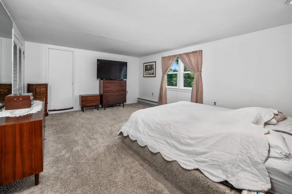 630 WILSON LANE Sellersville, PA 18960