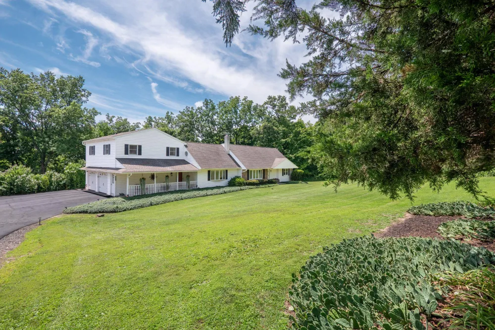 630 WILSON LANE Sellersville, PA 18960