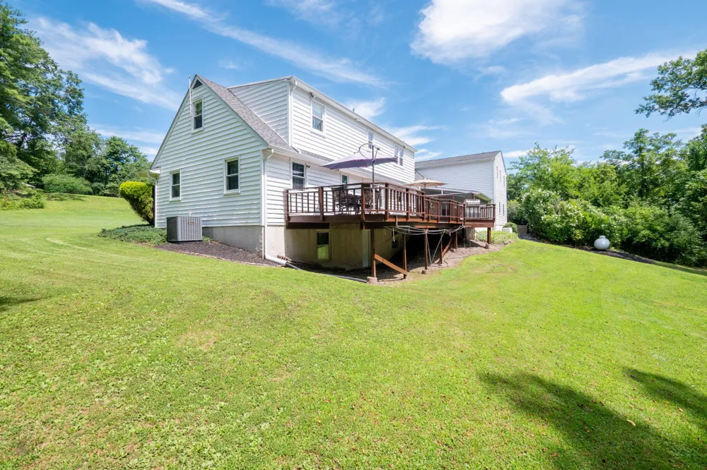 630 WILSON LANE Sellersville, PA 18960