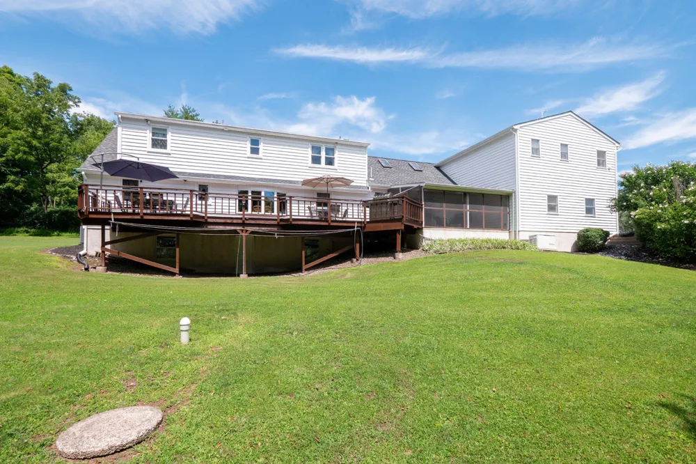 630 WILSON LANE Sellersville, PA 18960