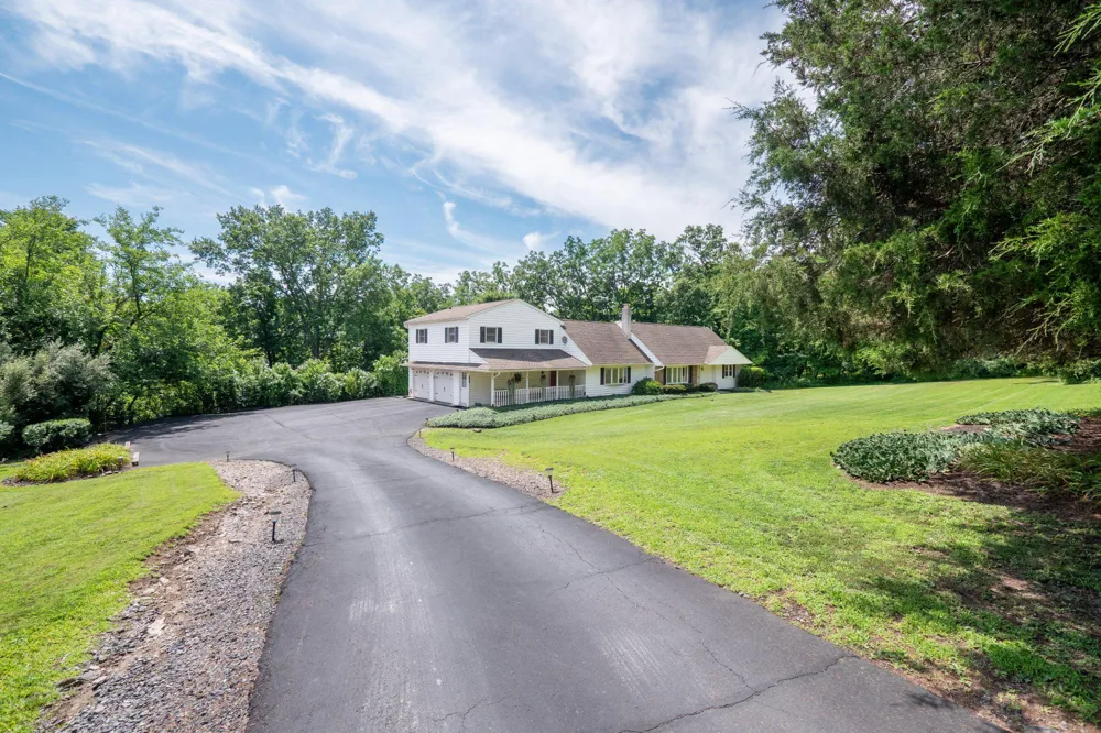 630 WILSON LANE Sellersville, PA 18960