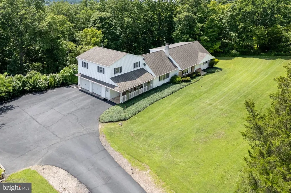 630 WILSON LANE Sellersville, PA 18960
