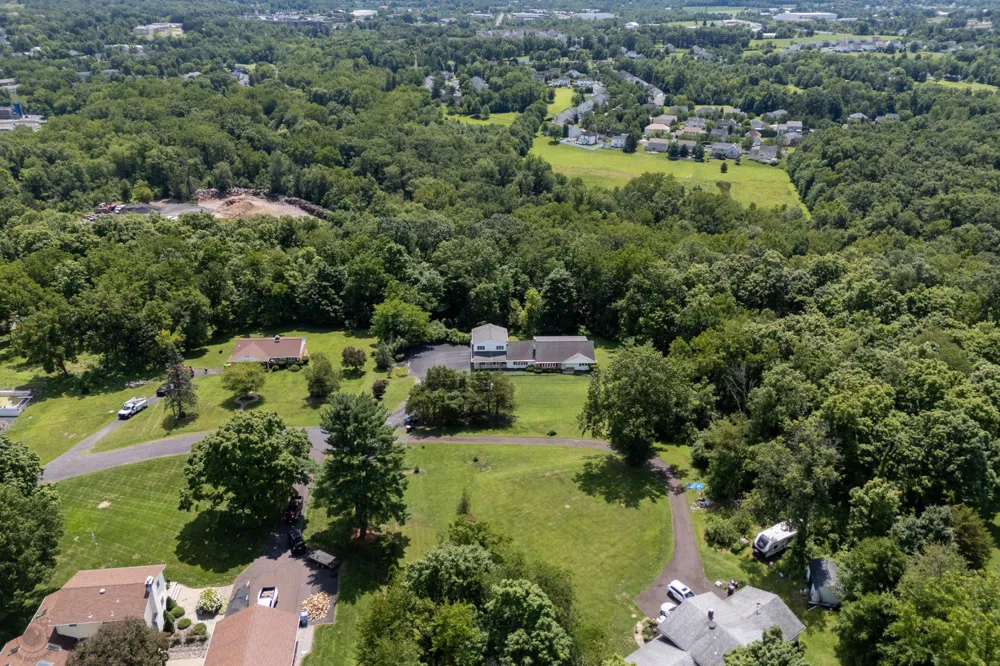 630 WILSON LANE Sellersville, PA 18960