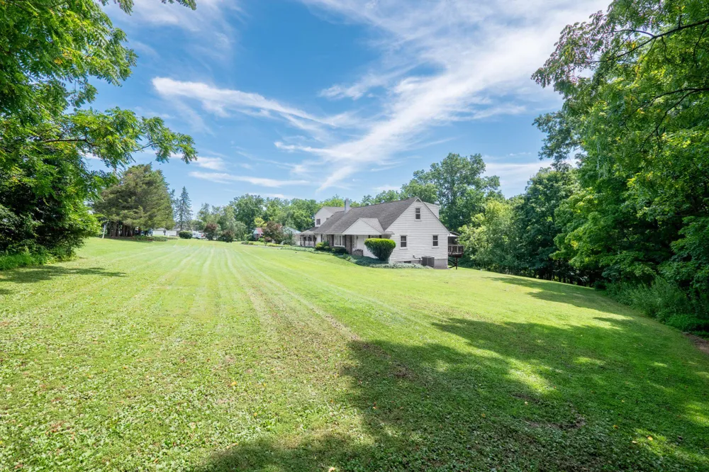 630 WILSON LANE Sellersville, PA 18960