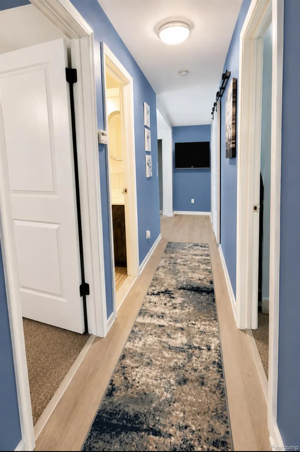 38185 Willowmere Street Harrison Charter Township, MI 48045