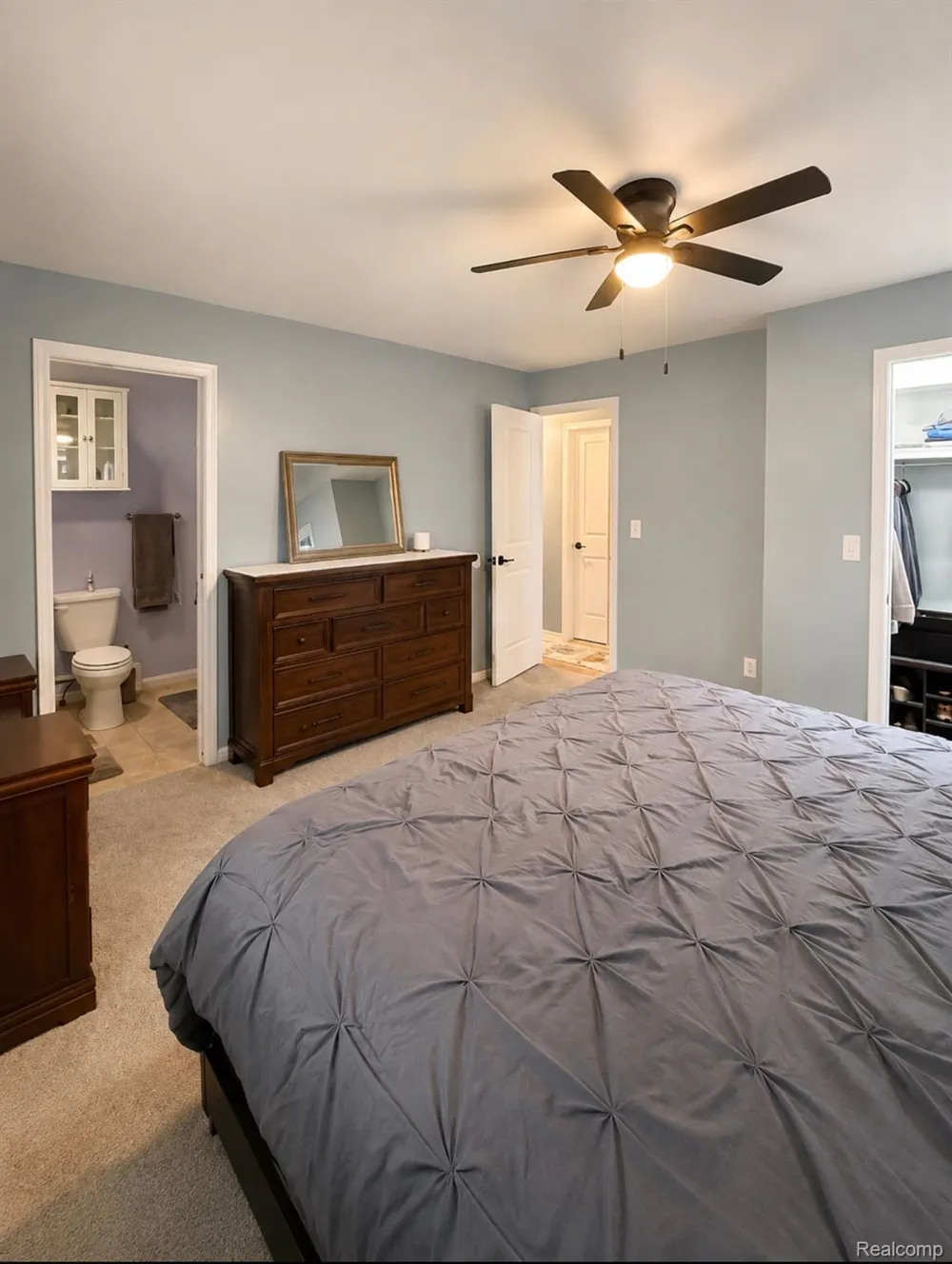 38185 Willowmere Street Harrison Charter Township, MI 48045