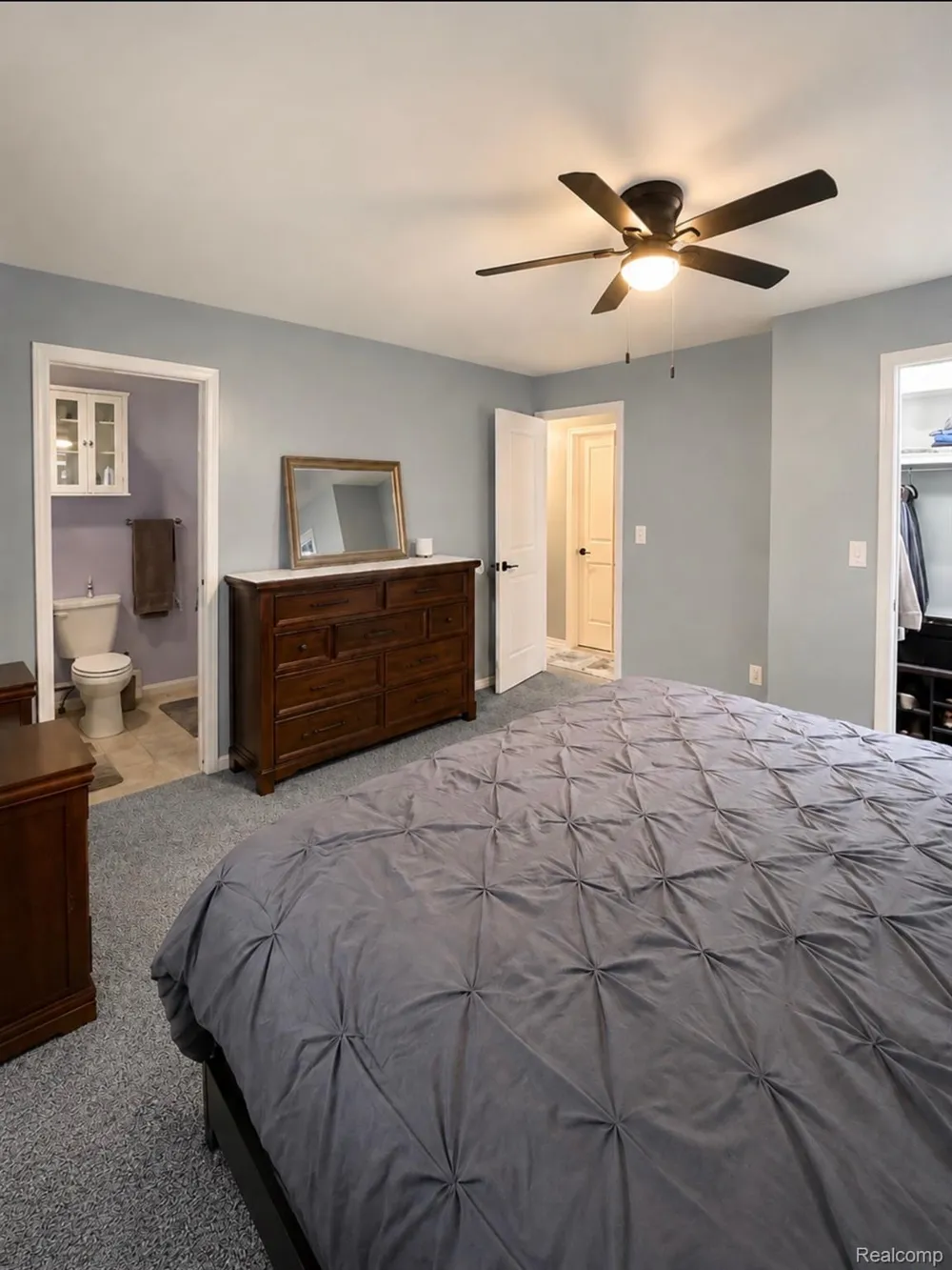 38185 Willowmere Street Harrison Charter Township, MI 48045