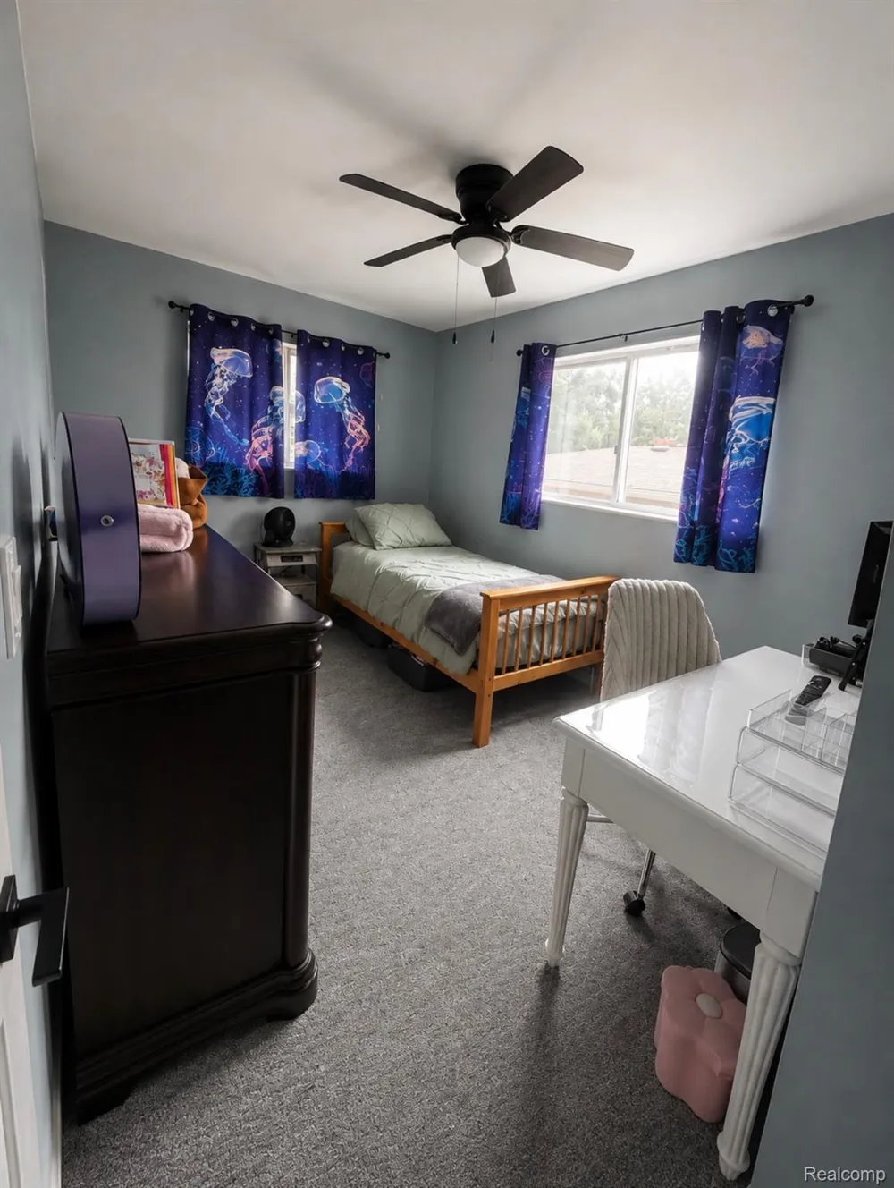 38185 Willowmere Street Harrison Charter Township, MI 48045