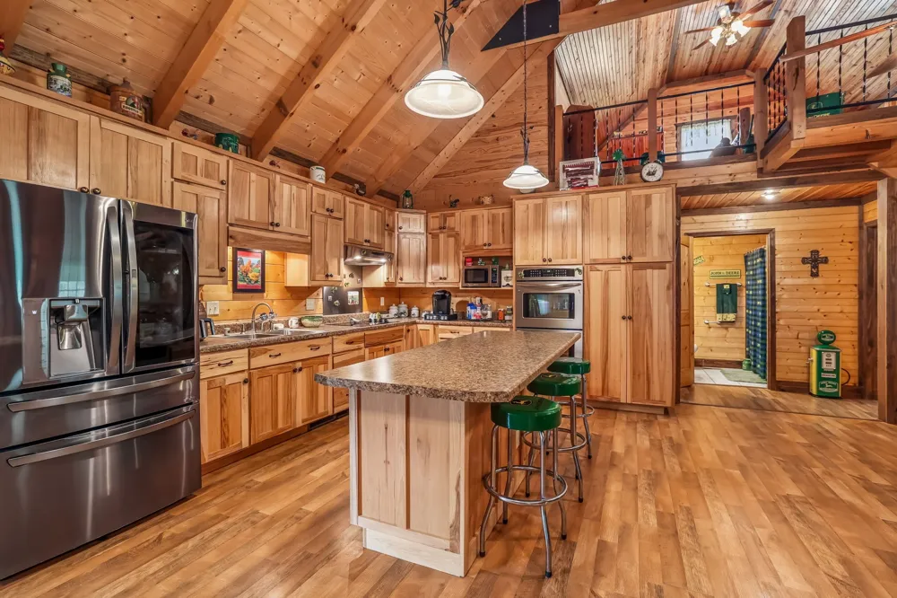 4012 Payne Cove Rd Pelham, TN 37366