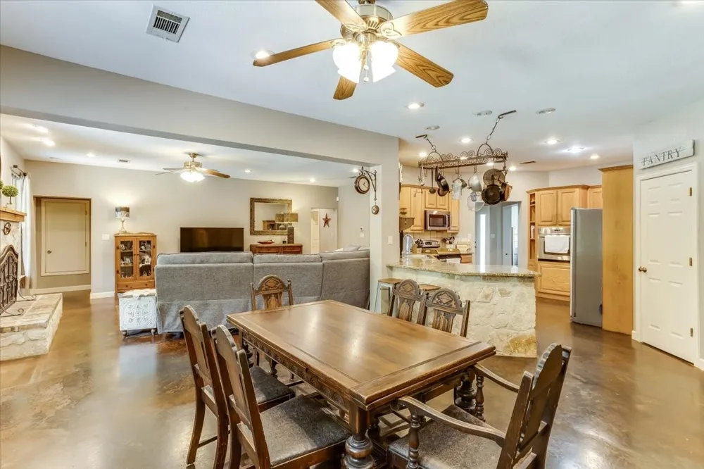 4012 Chelsea Way Caddo Mills, TX 75135