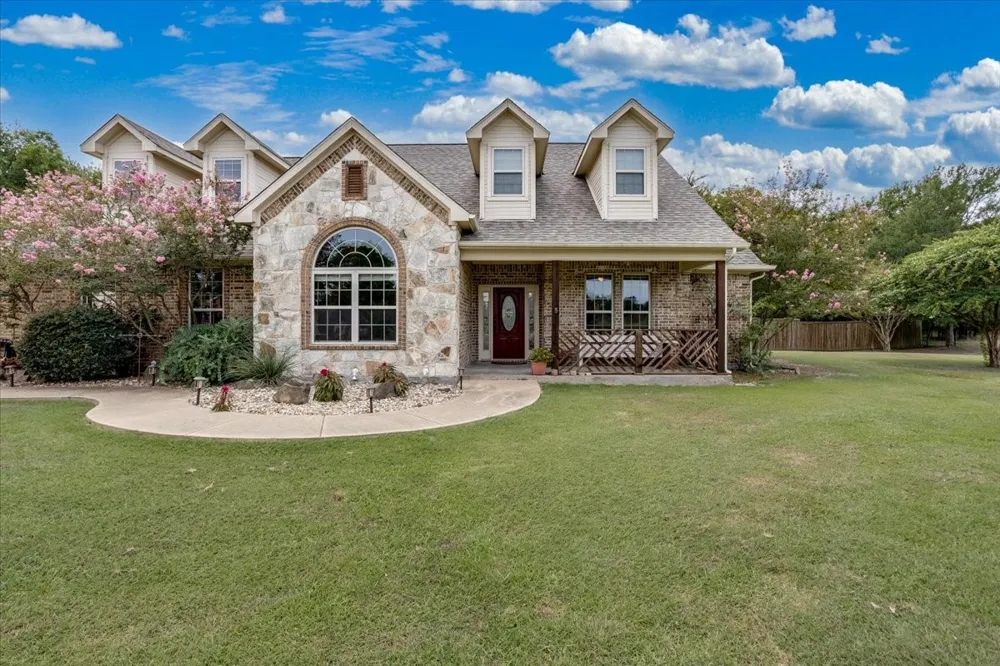 4012 Chelsea Way Caddo Mills, TX 75135