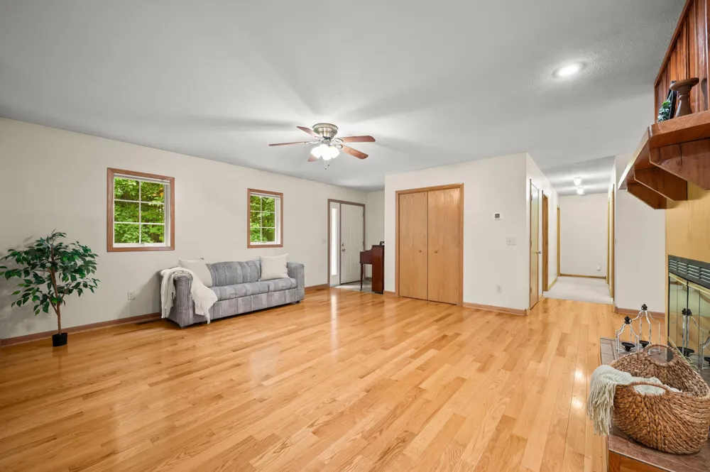 55704 Penn Road Cassopolis, MI 49031