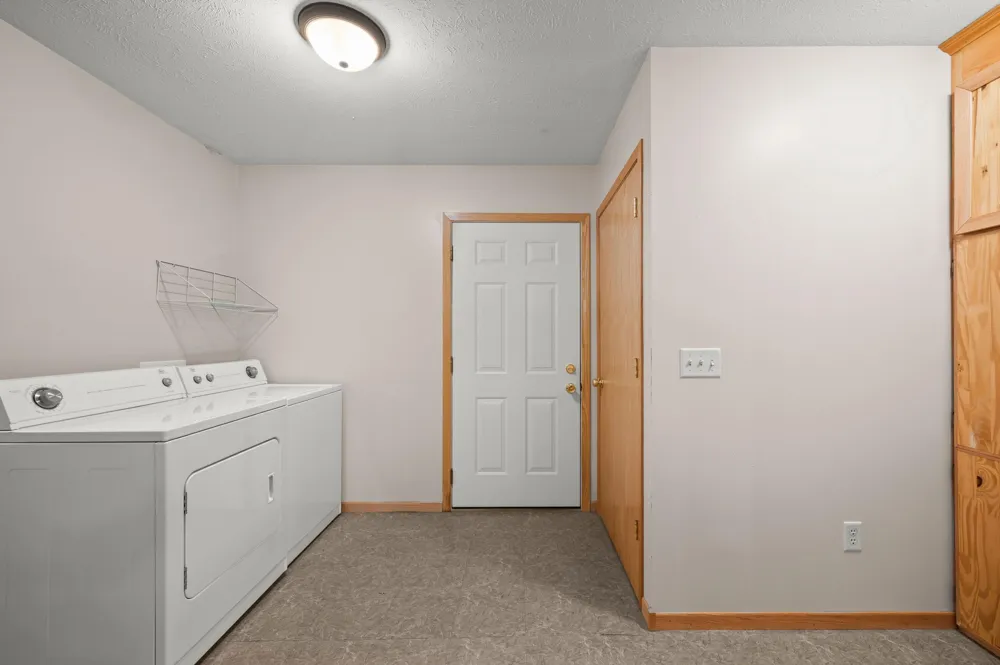 55704 Penn Road Cassopolis, MI 49031