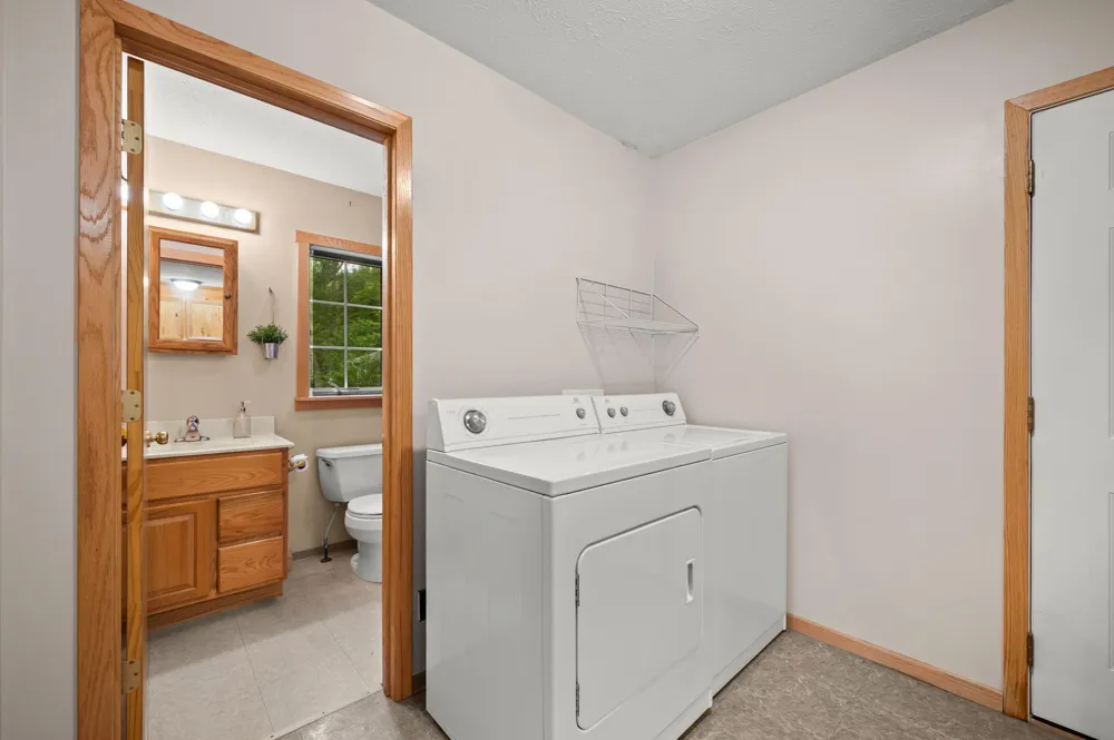 55704 Penn Road Cassopolis, MI 49031