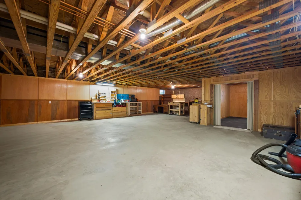 55704 Penn Road Cassopolis, MI 49031