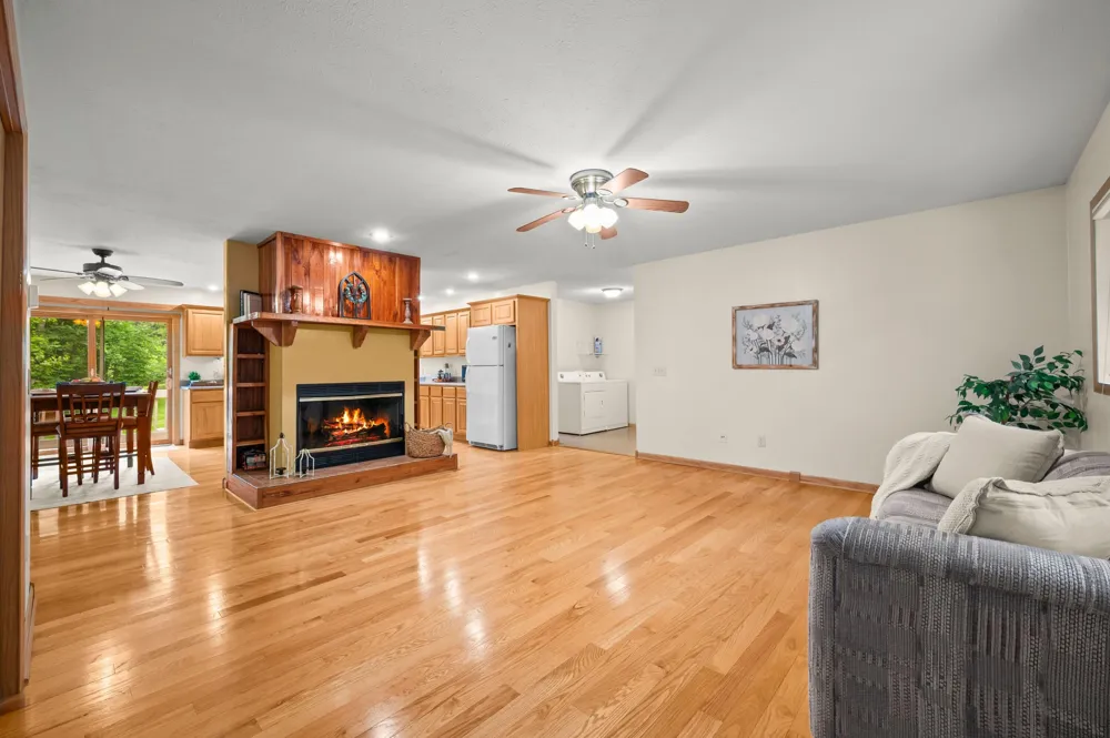 55704 Penn Road Cassopolis, MI 49031