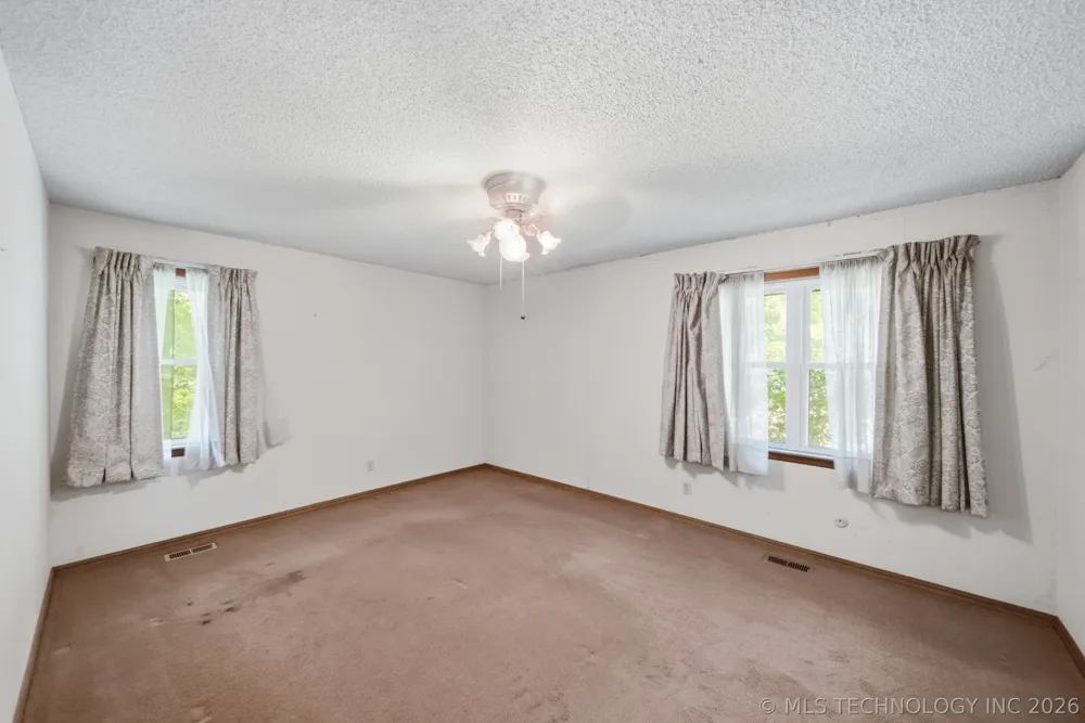 3620 Lakeside Drive Sapulpa, OK 74066