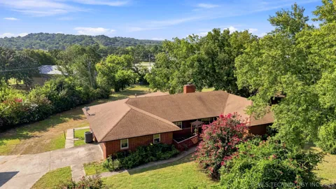 3620 Lakeside Drive
