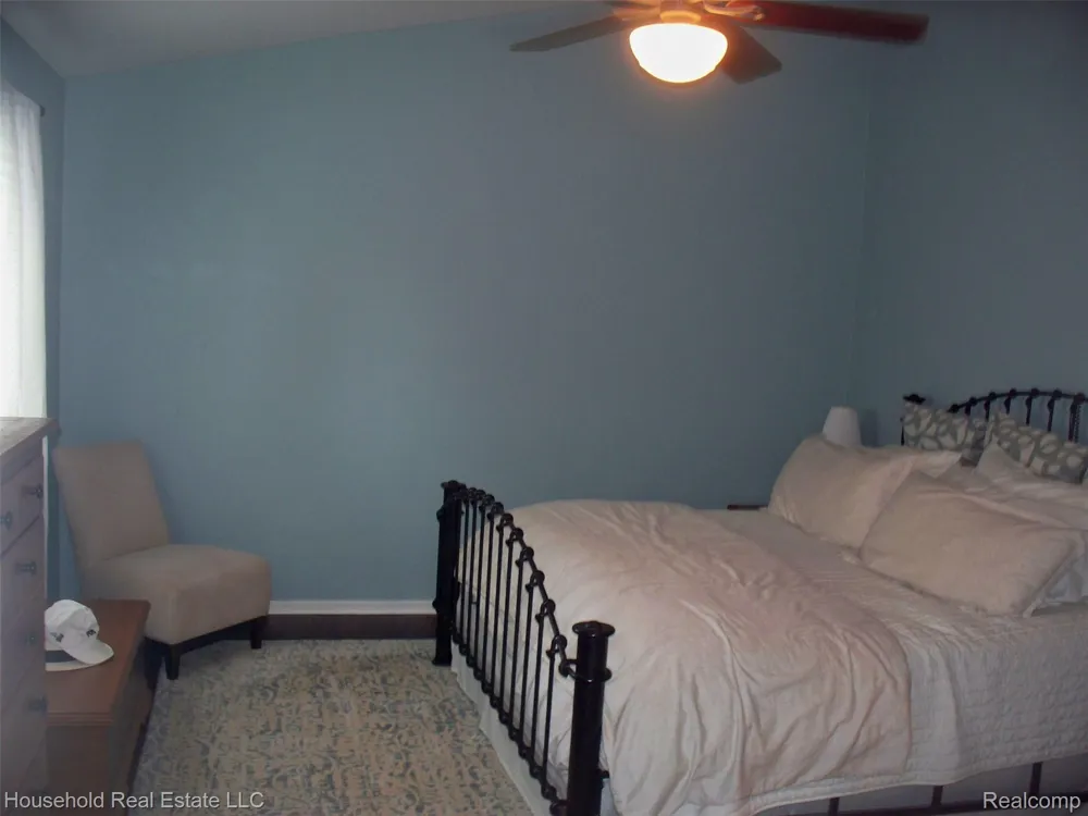 2933 Augusta Drive Commerce Charter Township, MI 48382