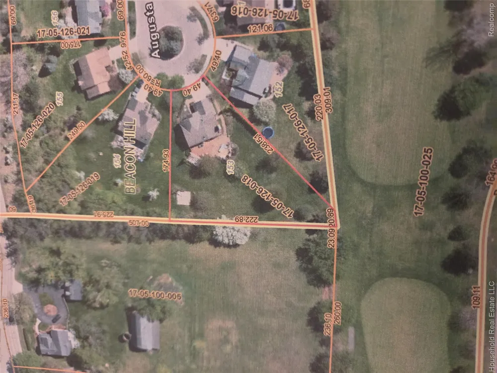 2933 Augusta Drive Commerce Charter Township, MI 48382